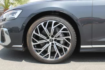 Audi A8 L s line V8 2022 4.0L PETROL