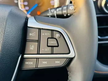 Toyota Highlander Hybrid 2.5L 4Cyl 2023