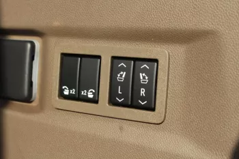 2023 GMC YUKON DENALI, V8, 6.2L, AWD