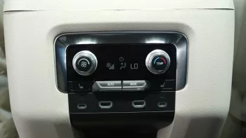 GMC Denali Yuken Black Edition 2023 V8