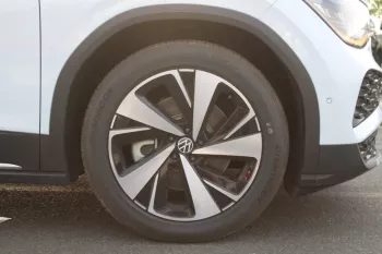 2022 Volkswagen ID6 X PRO (HUD)