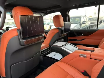 2023 Lexus LX600 VIP Edition 3.5L 4WD V6