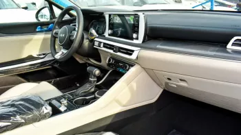 Kia K5 FWD 2023 V4 Mid Option