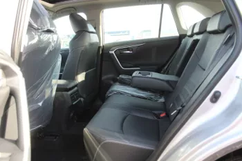 LHD - TOYOTA RAV4 2.0L PETROL FULL OPTIONS AUTOMATIC SILVER 2023