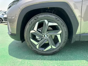 HYUNDAI TUCSON 1.6L FULL OPTION BRONZE 2023