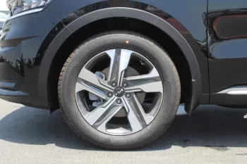KIA Sorento 2.5l petrol 2023 Model Year V4