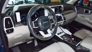 Kia Sorento 2023 AWD 3.5L V6 Full Option 7 Seats