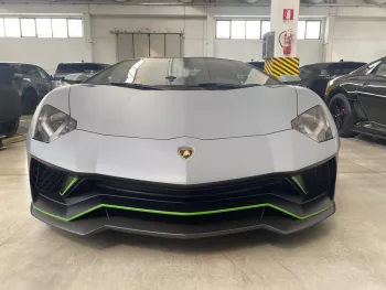 LHD - LAMBORGHINI AVENTADOR ULTIMATE ROADSTER AUTOMATIC / MODEL - 2022