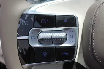 GENESIS G90 LIMOUSINE AWD 3.5L Turbo 2023 Black Color