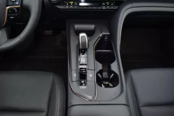 2023 MODEL TOYOTA CROWN PLATINUM HYBRIDMAX 2.4L AWD AUTOMATIC