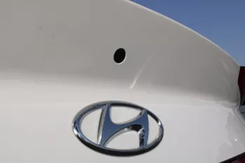 LHD - HYUNDAI SONATA 2.5L PETROL GLS LUXURY AUTOMATIC 2023 WHITE