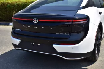 2023 TOYOTA CROWN PLATINUM HYBRIDMAX 2.4L AWD AUTOMATIC – TWO TONE