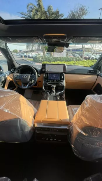 Lexus LX600 Prestige 4WD 2023 FULL OPTION WHITE COLOR