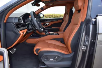 2023 LAMBORGHINI URUS S V8 4.0L AUTOMATIC WITH 666 HP