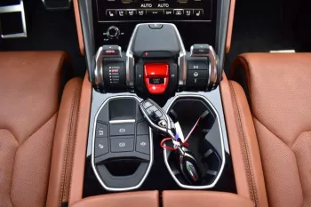 2023 LAMBORGHINI URUS S V8 4.0L AUTOMATIC WITH 666 HP