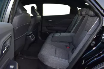 2023 TOYOTA CROWN XLE 2.5L AUTOMATIC BLACK COLOR