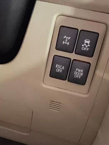 Lexus LX570 2011 4WD V8 White Color