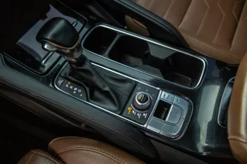 KIA Telluride 2020 Model Year Automatic transmission Black Color