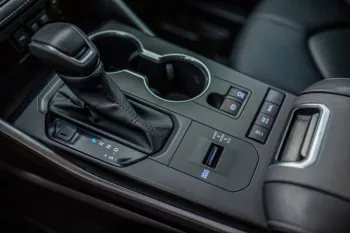 Toyota highlander hybrid 2021 Model Year