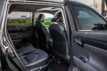 Toyota highlander hybrid 2021 Model Year