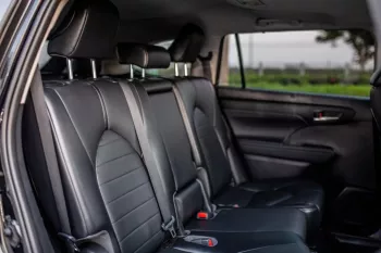 Toyota highlander hybrid 2021 Model Year