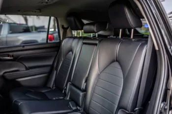 Toyota highlander hybrid 2021 Model Year