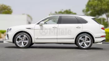 BENTLEY BENTAYGA 4.0L PETROL AT MY2021 – WHITE
