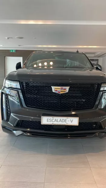 LHD - CADILLAC ESCALADE 62.L PETROL ESV V AUTOMATIC 2023