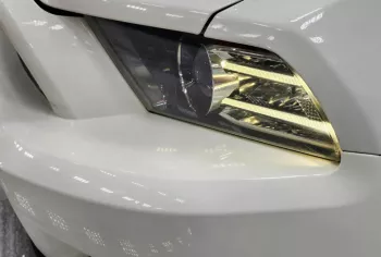 Ford Mustang GT V8 2013 GCC Specs White Color