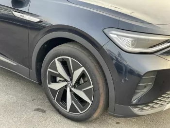 VOLKSWAGEN ID.4 CROZZ PRO 2023 MODEL YEAR BLUE COLOR