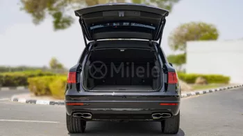 BENTLEY BENTAYGA 4.0L PETROL 2020 MODEL YEAR BLACK COLOR