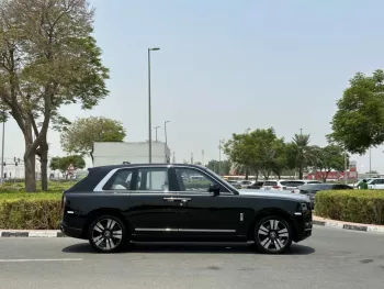 Rolls Royce Cullinan V12 2019 Model Year Black Color
