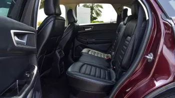 Ford Edge SEL EcoBoost V4 2020 Model Year Maron Color