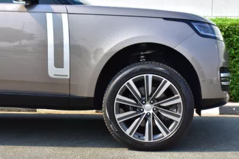 2023 RANGE ROVER P400 LWB 3.0L PETROL AWD AUTOMATIC