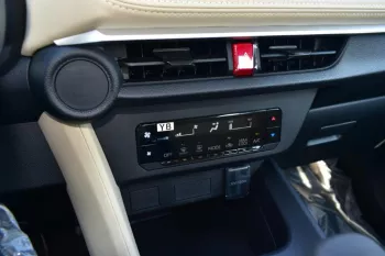 TOYOTA YARIS E 1.5L PETROL AUTOMATIC 2023 MODEL YEAR