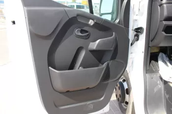 LHD - RENAULT MASTER 2.3L DIESEL PANEL VAN 2023 MODEL YEAR - MANUAL