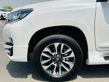 TOYOTA PRADO VX 4.0L V6 4WD WHITE 2023 MODEL YEAR