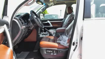 Toyota Land Cruiser VXR 5.7 2021 Model Year