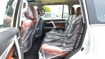 Toyota Land Cruiser VXR 5.7 2021 Model Year