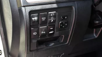 Toyota Land Cruiser VXR 5.7 2021 Model Year