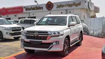 Toyota Land Cruiser VXR 5.7 2021 Model Year