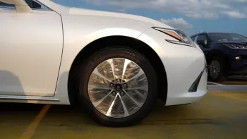 Lexus ES 300h Hybrid V4 2023 Model Year White Color