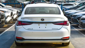 Lexus ES300h Hybrid 2023 White Color