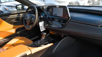 Lexus ES300h Hybrid 2023 White Color