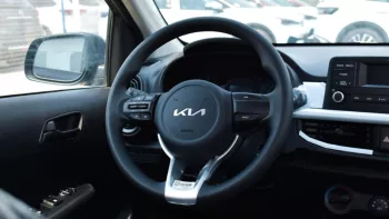 Kia picanto1.2 a model 2022 ...
