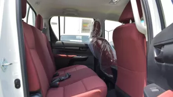 TOYOTA HILUX 2.7L PETROL 2023 MODEL YEAR 4WD LOW OPTION