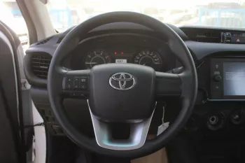 TOYOTA HILUX 2.4L DIESEL 4WD 2023 WHITE BASIC OPTION