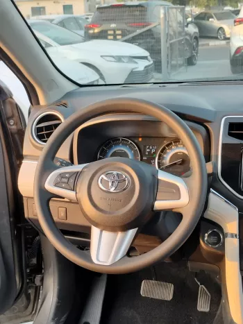 Toyota Rush 1.5L Petrol fwd 2023 bronze