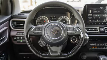 2024 SUZUKI FRONX GLX 1.5P AT – WHITE