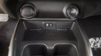 2024 SUZUKI FRONX GLX 1.5P AT – WHITE
